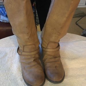 Steve Madden Boots (Women’s) -